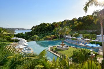 The main pool at Rosewood Bermuda