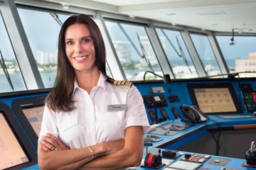 Female Cruise Ship Capitan, Kate McCue