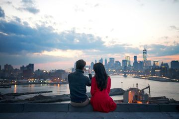 Kayak's new Rendezvous tool makes it easier for long-distance couples to travel together.