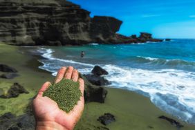 papakolea beach hawaii