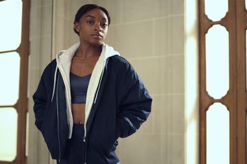 Simone Biles Athleta tout