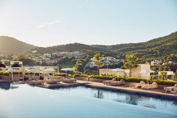 The main pool at Zafiro Palace Andratx in Mallorca