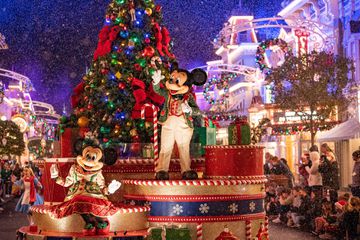 Mickey in a christmas parade
