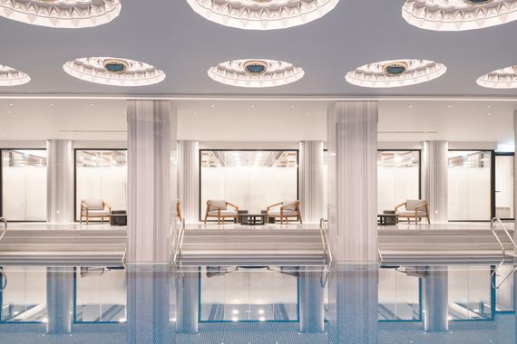 Spa pool at the Peninsula Istanbul hotel