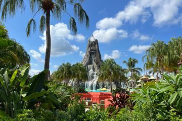 Volcano Bay Water Park in Universal